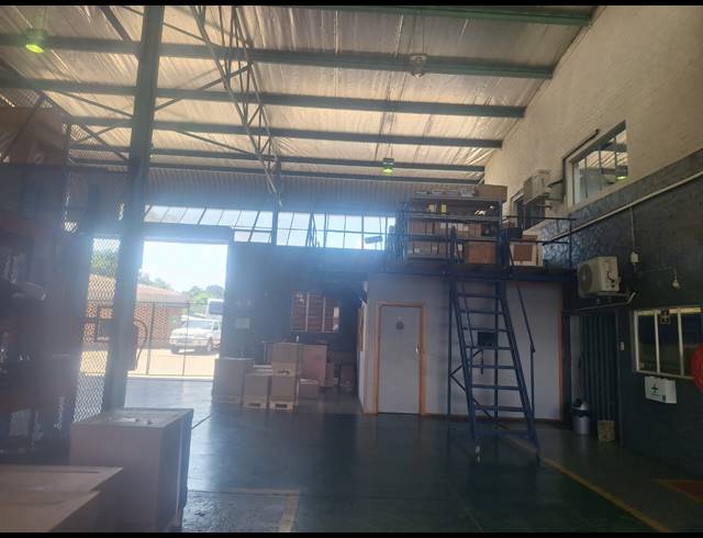 795M² WAREHOUSE TO LET IN NELSPRUIT INDUSTRIAL